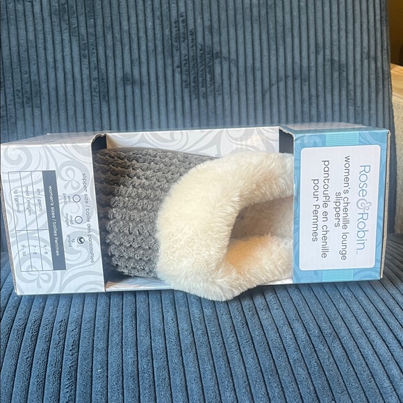 Rose & Robin Gray and Cream Chenille Slippers - Picture 3 of 4